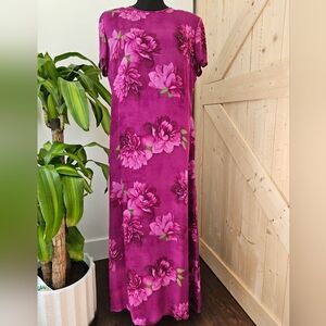VALERIE DRESSES 100% silk size 14 maxi‎ floral dress. Vintage
